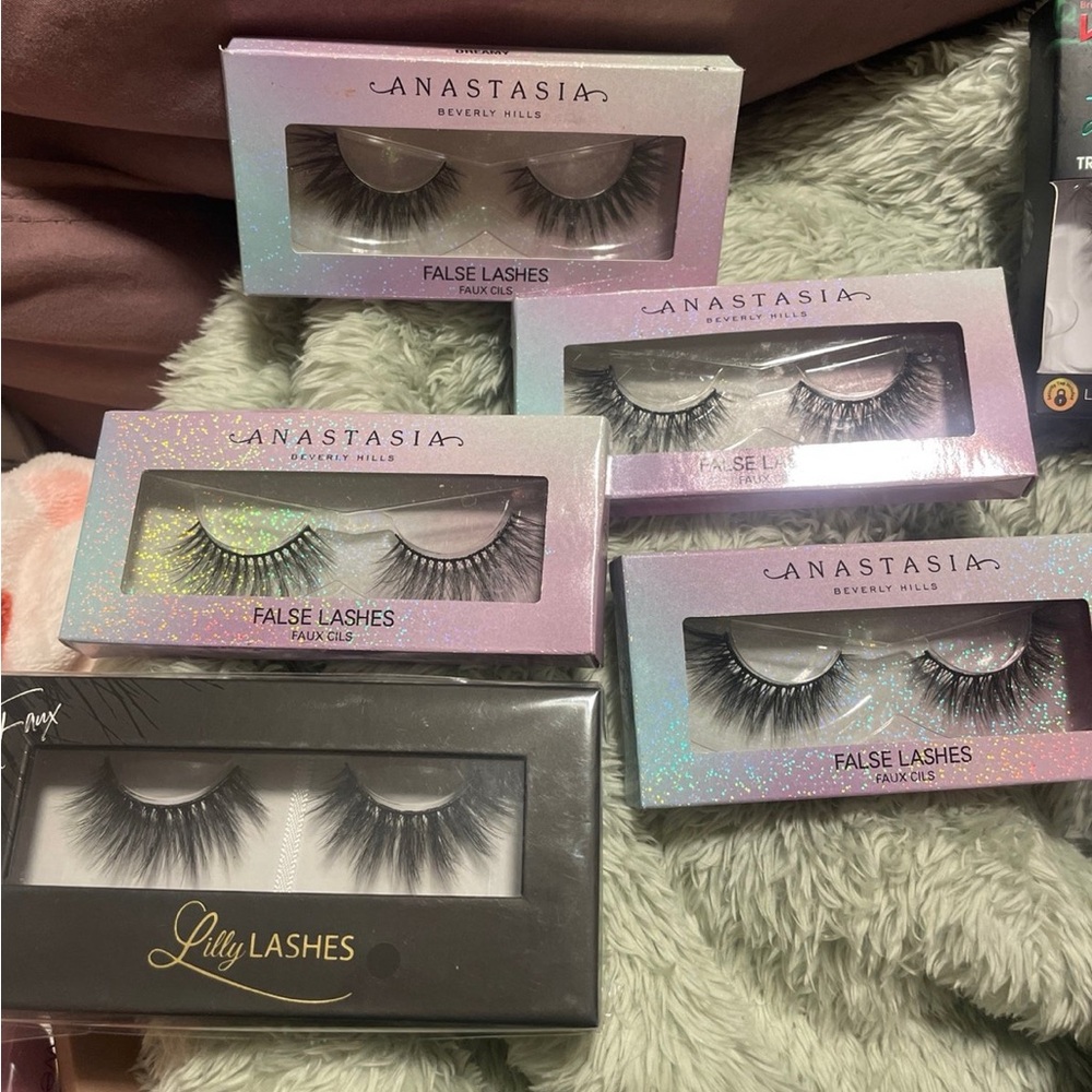 Assorted False Eyelashes Set - Picture 2 of 3